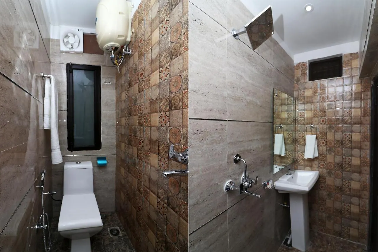 *** Hotel Oyo 80678 Shreenath Residency India