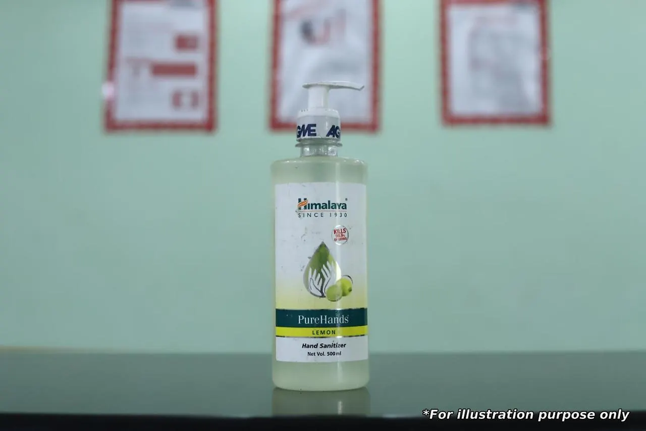 Oyo 80678 Shreenath Residency Hotel